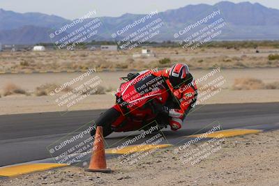 media/Dec-17-2022-SoCal Trackdays (Sat) [[224abd9271]]/Turn 9 Inside (1pm)/